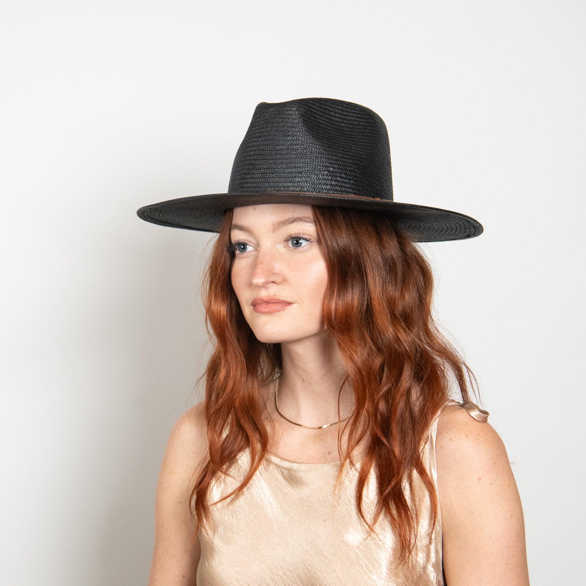 Classic Reed Wide Brim Sun Hat in Straw - Black - Image 2