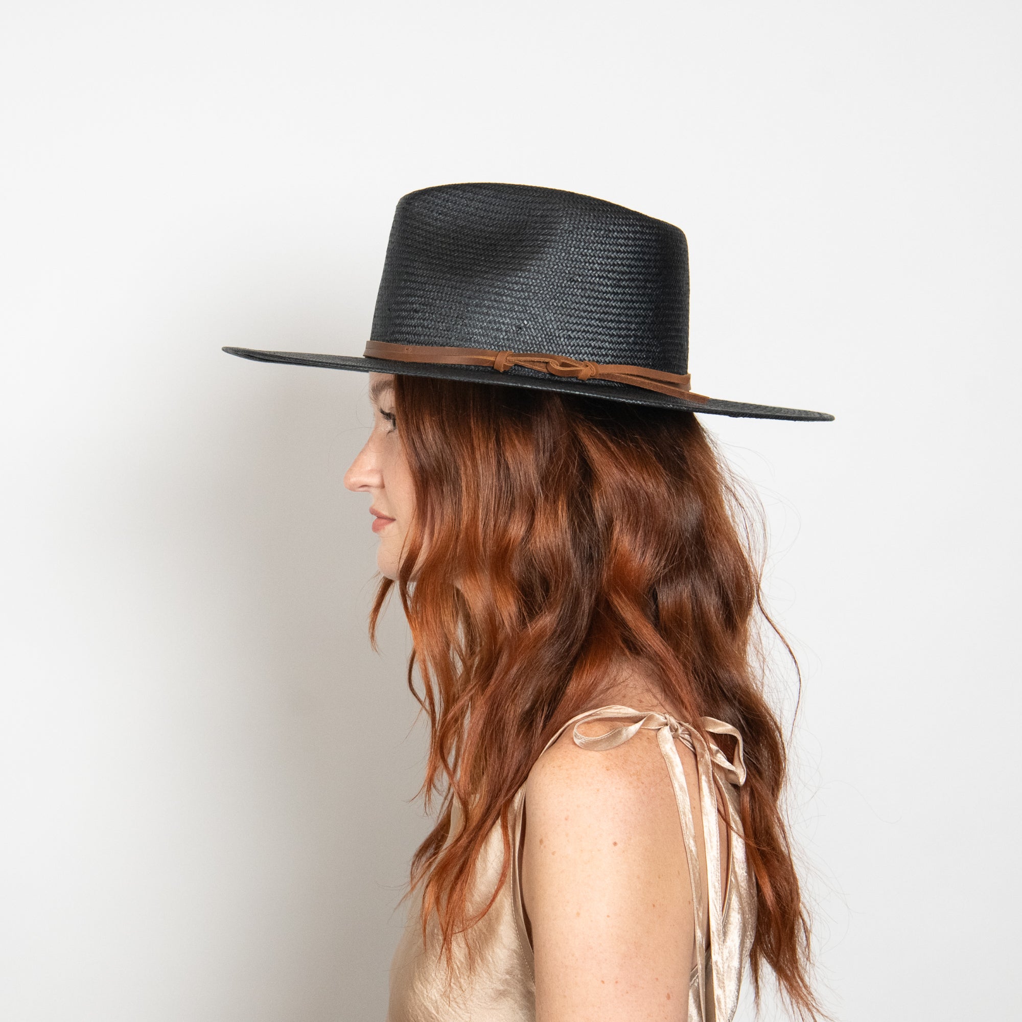 Classic Reed Wide Brim Sun Hat in Straw - Black - Image 5