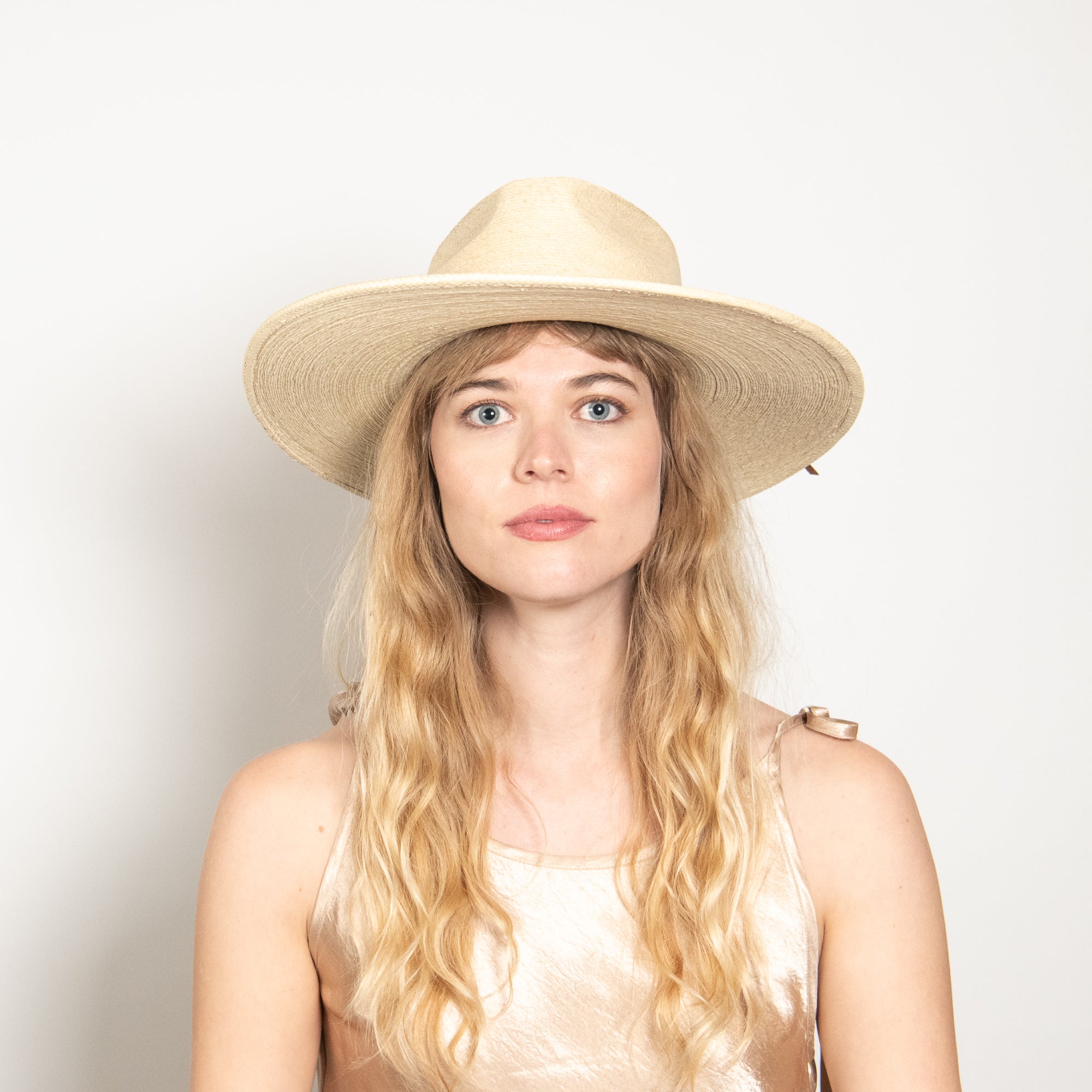 Brisa Lightweight Straw Wide Brim Sun Hat - Image 5