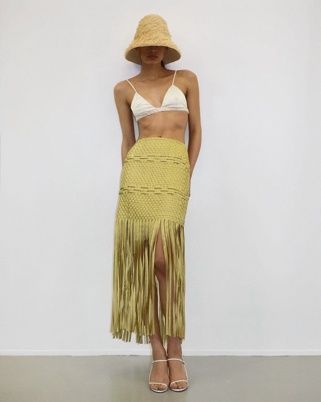 Relaxed Natural Raffia Straw Bucket Sun Hat - Image 6
