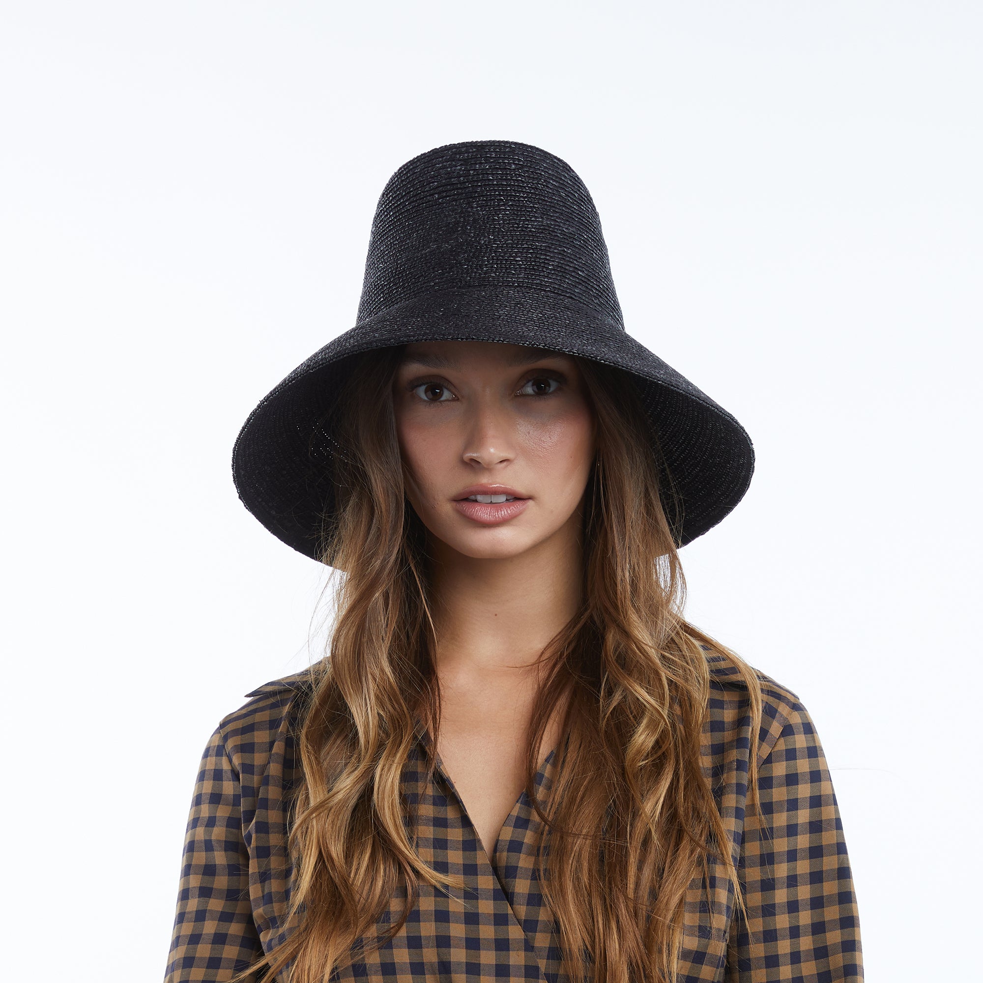 Airy Reed Wide Brim Sun Hat in Wheat Straw - Black - Image 2