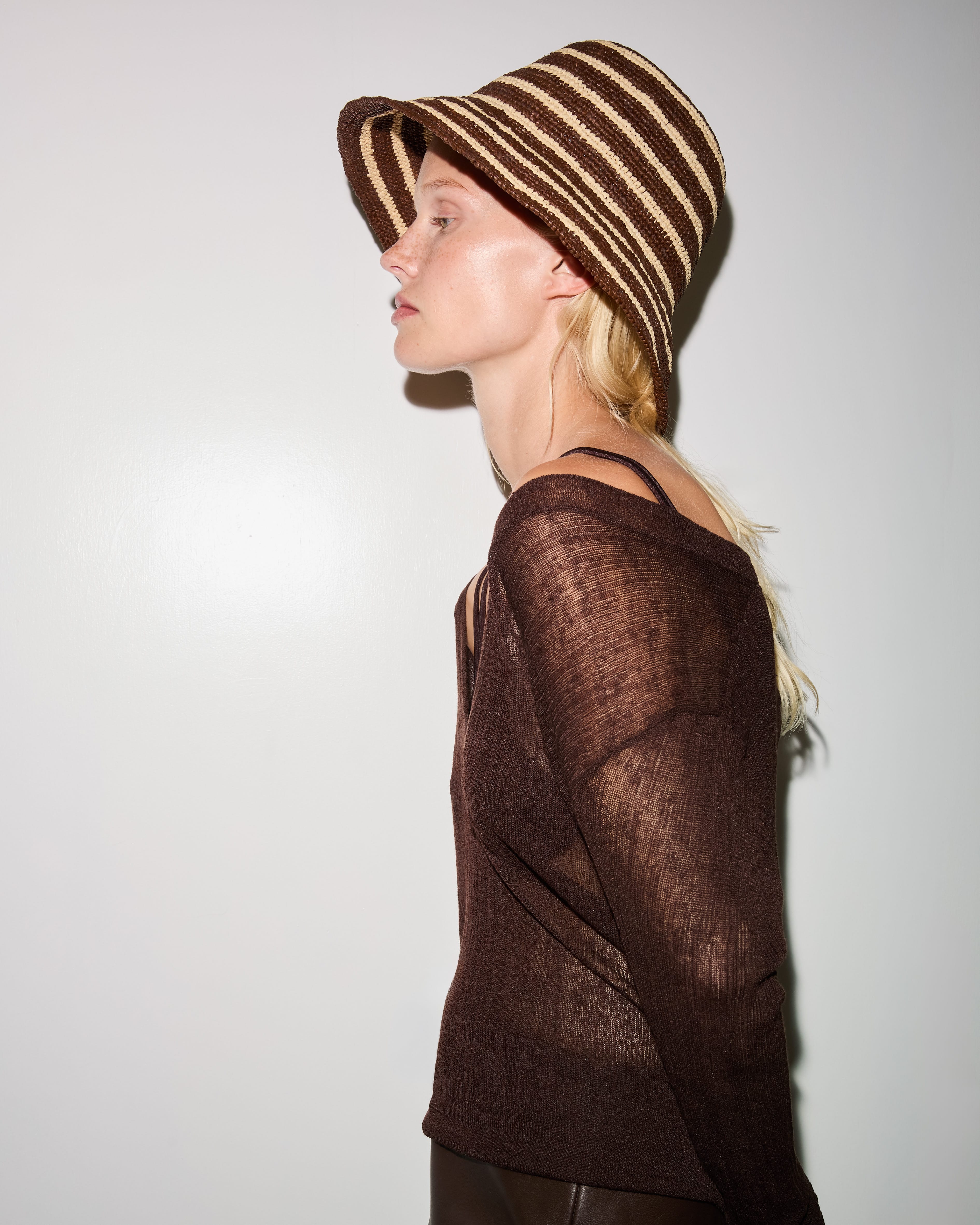 Walnut Raffia Straw Wide Brim Bucket Hat - Image 6
