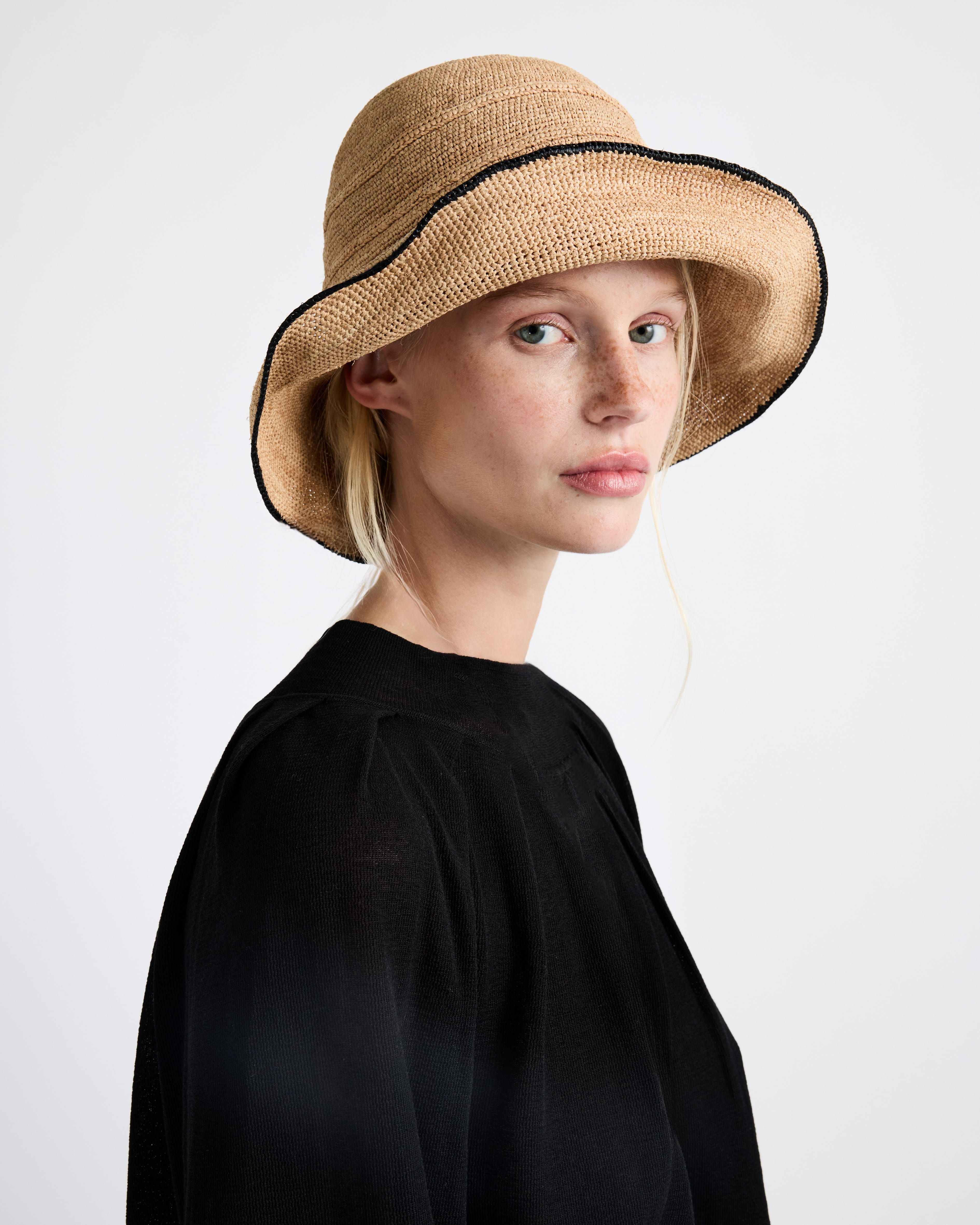 Sand Raffia Straw Wide Brim Bucket Hat - Image 2