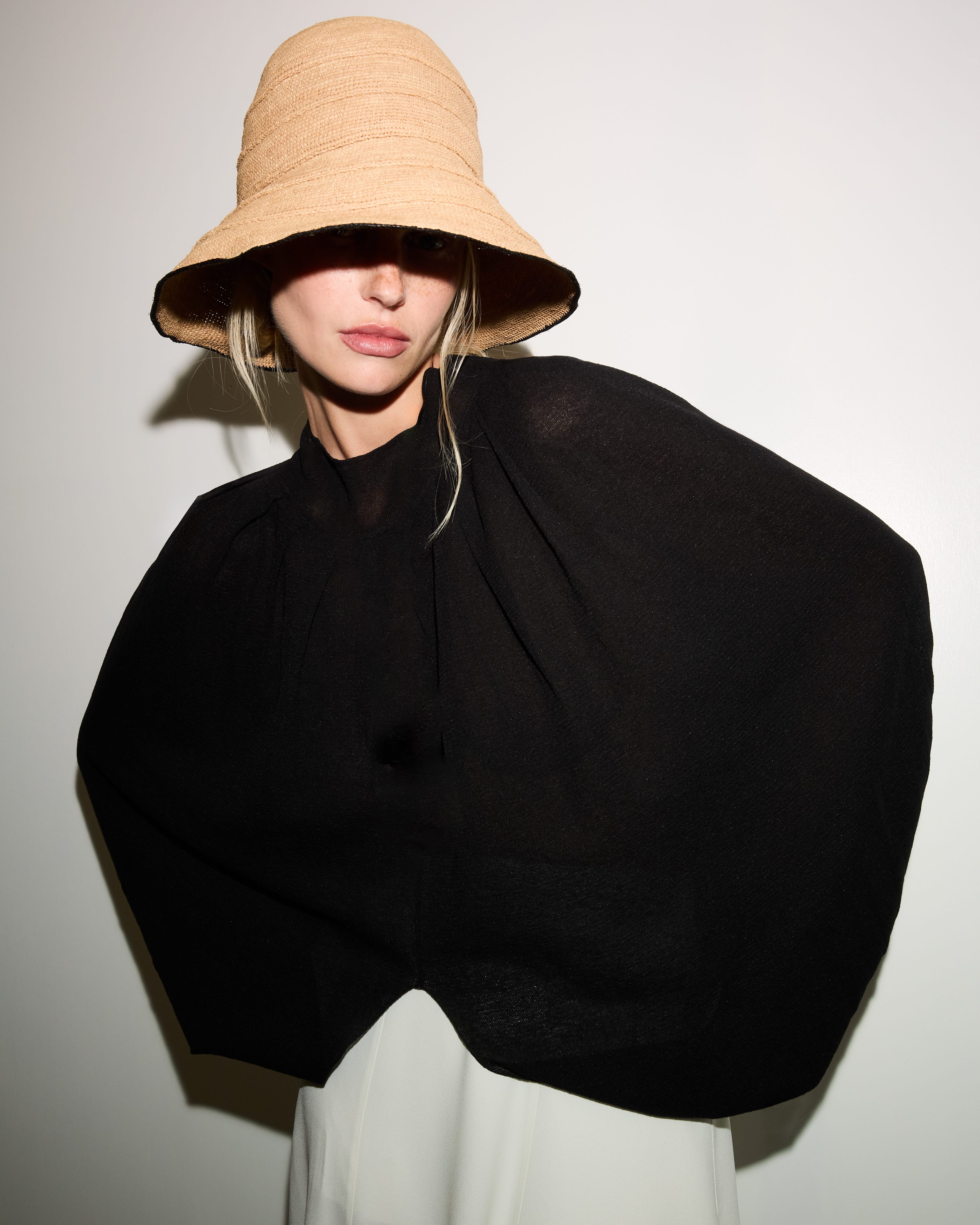 Sand Raffia Straw Wide Brim Bucket Hat - Image 6